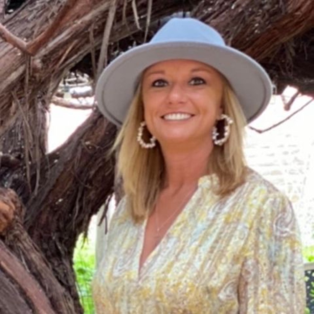 Meet your Posher, Sonia